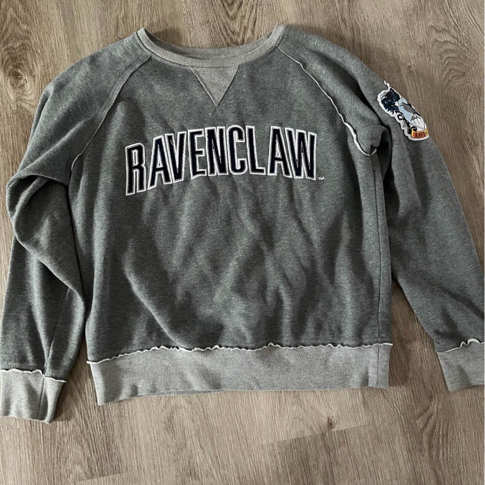 Ravenclaw sweatshirt size medium